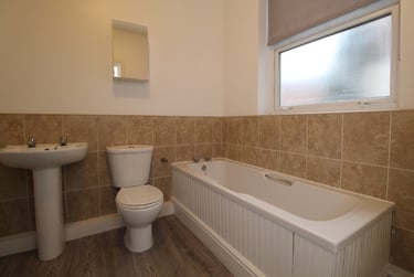 1 bed flat, Castle Boulevard, Lenton, Nottingham, NG71HP - Image 4