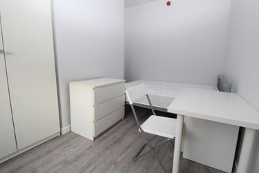 4 bed flat, Castle Boulevard, Lenton, Nottingham, NG71HP - Image 7