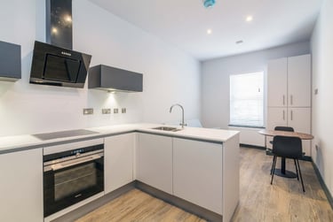 2 bed flat, Park Suites, Arboretum, Nottingham, NG74HH - Image 1