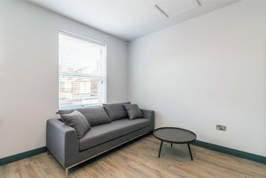 2 bed flat, Park Suites, Arboretum, Nottingham, NG74HH - Image 3