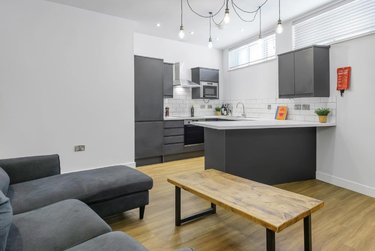 5 bed flat, Lower Parliament Street, Hockley, Nottingham, NG11EH - Image 1