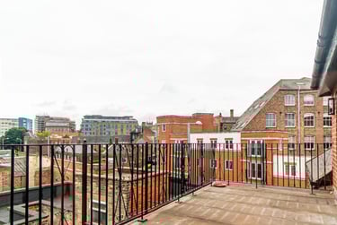 1 bed flat, Lower Parliament Street, Hockley, Nottingham, NG11EH - Image 2