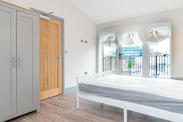 1 bed flat, Lower Parliament Street, Hockley, Nottingham, NG11EH - Image 3