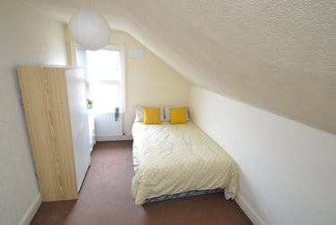 3 bed flat, Henry Road (3 bed), West Bridgford, Nottingham, NG27ND - Image 6