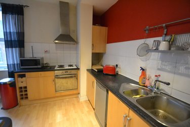 1 bed flat, Ilkeston Road (1 Bed), Radford, Nottingham, NG73EA - Image 1