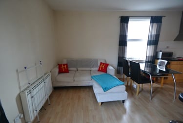 1 bed flat, Ilkeston Road (1 Bed), Radford, Nottingham, NG73EA - Image 3