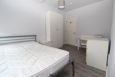 4 bed flat, (26/27) Castle Boulevard, Lenton, Nottingham, NG71HP - Image 13