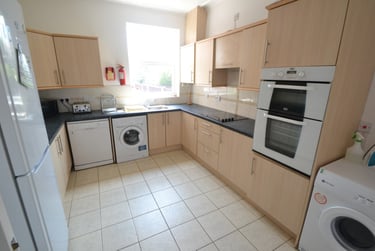 5 bed house, (Bills exc) North Road, West Bridgford, Nottingham, NG27NG - Image 6