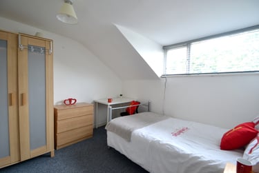 1 bed house, (1 Room) Forest Road East, Arboretum, Nottingham, NG14HT - Image 4