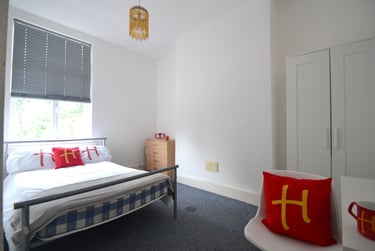 1 bed house, (1 Room) Forest Road East, Arboretum, Nottingham, NG14HT - Image 6