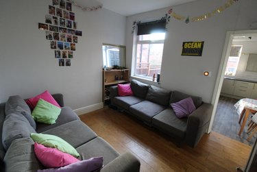 5 bed house, (5BED) Harrington Drive, Lenton, Nottingham, NG71JH - Image 1