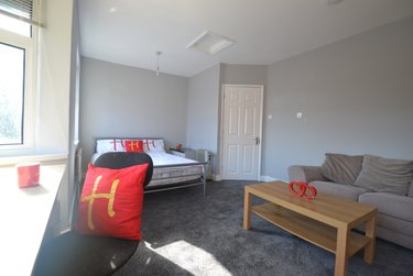 5 bed house, Lace Street (5 Bed), Dunkirk, Nottingham, NG72JT - Image 1