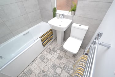 3 bed house, (3 BED) Oakfields Road, West Bridgford, Nottingham, NG25DN - Image 4