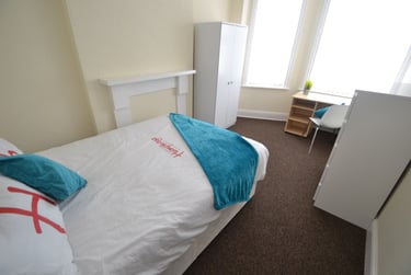 3 bed house, (3 BED) Millicent Road, West Bridgford, Nottingham, NG27PZ - Image 4