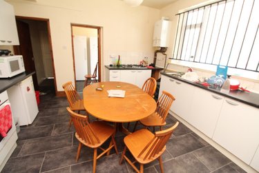 5 bed house, (5 Bed) Derby Road, Radford, Nottingham, NG71NQ - Image 9
