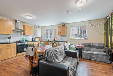 6 bed flat, North Sherwood Street, Arboretum, Nottingham, NG14EN - Image 2