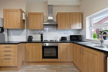 4 bed flat, Noel Street, Hyson Green, Nottingham, NG76AQ - Image 5