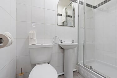 4 bed flat, Noel Street, Hyson Green, Nottingham, NG76AQ - Image 7