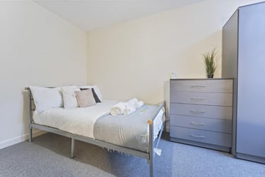 5 bed house, Peveril Street, Radford, Nottingham, NG74AJ - Image 9