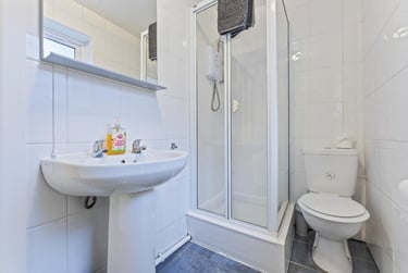 5 bed house, Peveril Street, Radford, Nottingham, NG74AJ - Image 4