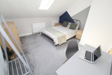4 bed house, (4 BED) City Road, Dunkirk, Nottingham, NG72JJ - Image 2