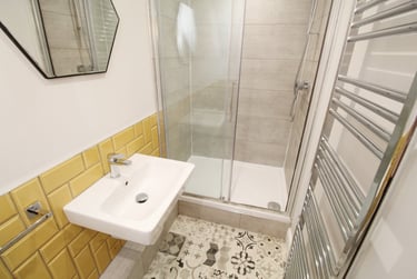 4 bed house, (4 BED) City Road, Dunkirk, Nottingham, NG72JJ - Image 9