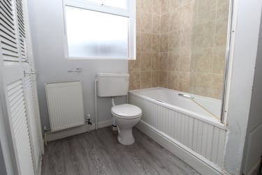 3 bed flat, (3 BED) Castle Boulevard, Lenton, Nottingham, NG71HP - Image 6