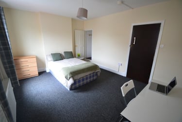 3 bed house, Osmaston Street (4 Bed), Lenton, Nottingham, NG71SD - Image 2