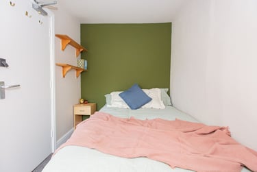 5 bed house, (4BED) Charnwood Grove, West Bridgford, Nottingham, NG27NT - Image 10