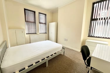 6 bed house, Crowther Street, Shelton, Stoke, ST42ER - Image 11