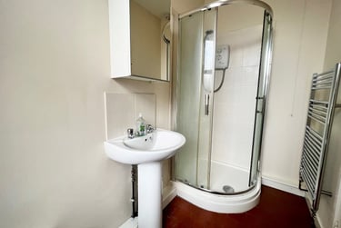 6 bed house, Crowther Street, Shelton, Stoke, ST42ER - Image 13