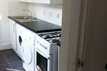 4 bed house, Lonsdale Street, Penkhull, Stoke, ST44DP - Image 1