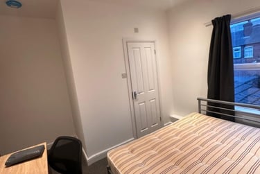 4 bed house, Lonsdale Street, Penkhull, Stoke, ST44DP - Image 6