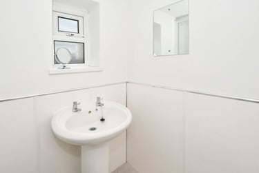 3 bed house, Spencer Road, Shelton, Stoke, ST42BE - Image 14