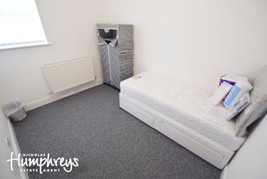 6 bed house, The Parkway, Hanley, Stoke, ST13BB - Image 6