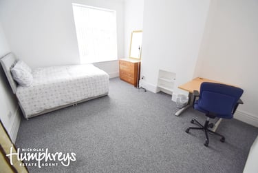 6 bed house, The Parkway, Hanley, Stoke, ST13BB - Image 4