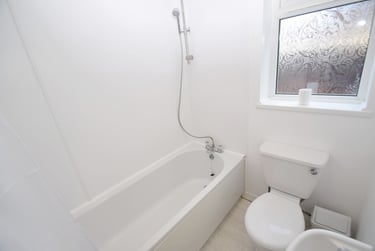 5 bed house, Boughey Road, Shelton, Stoke, ST42BQ - Image 11