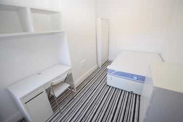 5 bed house, Boughey Road, Shelton, Stoke, ST42BQ - Image 6