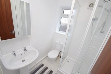 5 bed house, Boughey Road, Shelton, Stoke, ST42BQ - Image 10