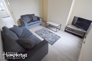 3 bed house, Watford Street, Shelton, Stoke, ST42EW - Image 8