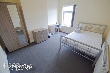 3 bed house, Watford Street, Shelton, Stoke, ST42EW - Image 9