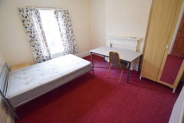 6 bed house, Ashford Street, Shelton, Stoke, ST42EH - Image 7