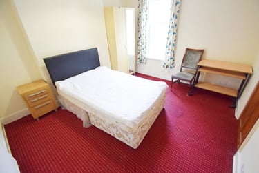 6 bed house, Ashford Street, Shelton, Stoke, ST42EH - Image 8