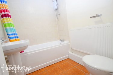 3 bed house, Newlands Street, Shelton, Stoke, ST42RF - Image 4