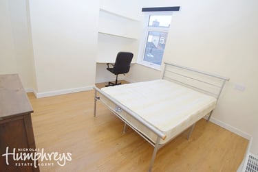 3 bed house, Newlands Street, Shelton, Stoke, ST42RF - Image 6