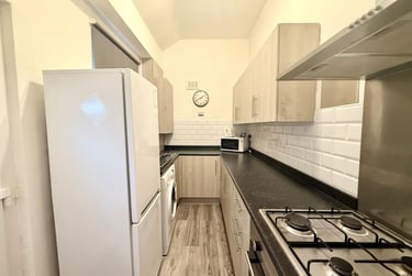 3 bed house, Elgin Street, Shelton, Stoke, ST42RD - Image 2