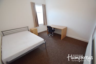 3 bed house, Windsmoor Street, Penkhull, Stoke, ST44EH - Image 5