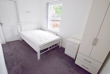 1 bed house, North Street, Basford, Newcastle under Lyme, ST51BD - Image 5