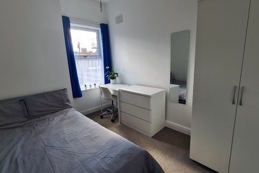 5 bed house, Seaford Street, Shelton, Stoke, ST42ET - Image 1