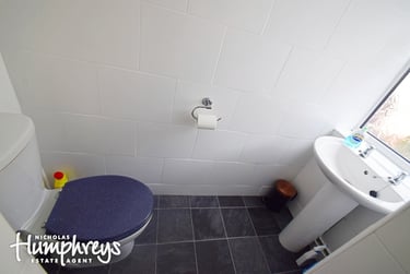 3 bed house, Spencer Road, Shelton, Stoke, ST42BE - Image 9